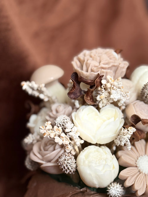 Bouquet Autunnale di Fiori in Cera di Soia - Beige
